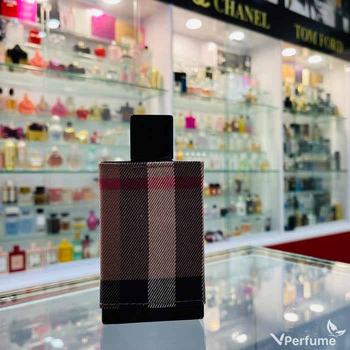 Thiết kế chai nước hoa nam Burberry London for Men