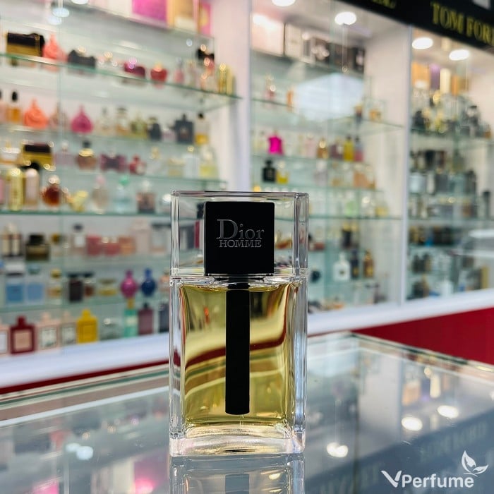 Thiết kế chai nước hoa Dior Homme EDT