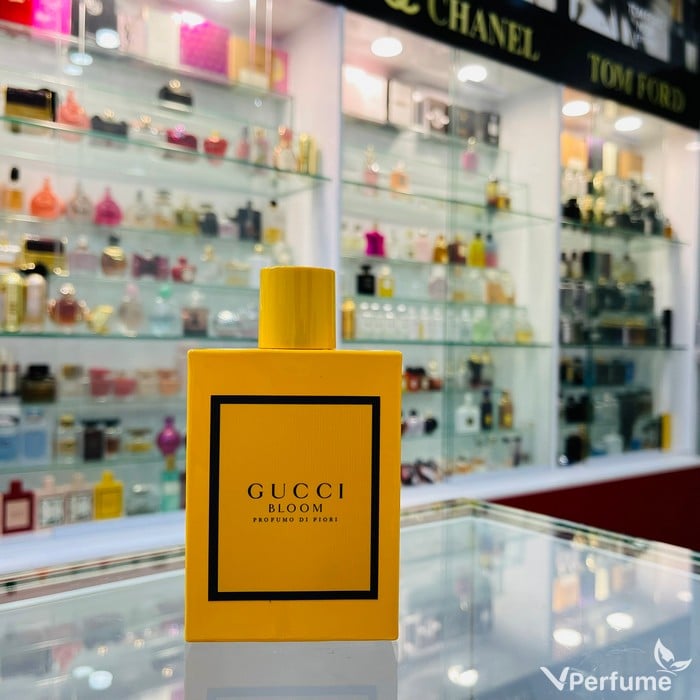 Thiết kế chai nước hoa Gucci Bloom Profumo di Fiori