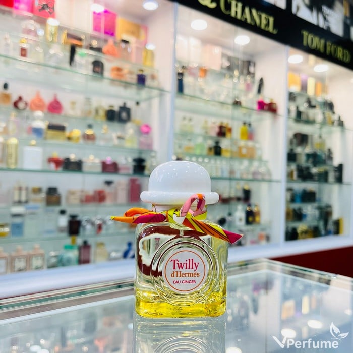 Thiết kế chai nước hoa Twilly d’Hermes Eau Ginger