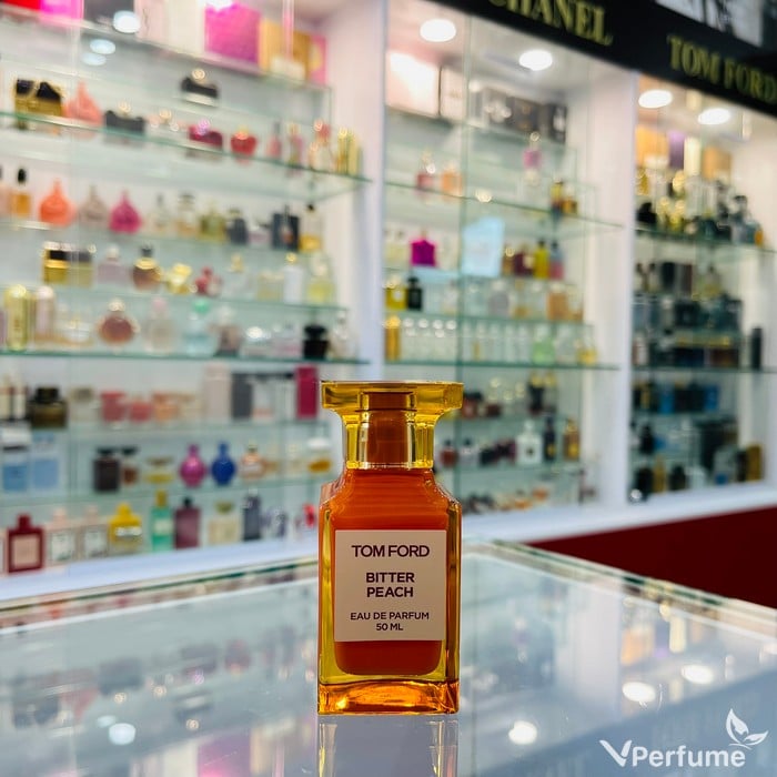 Thiết kế chai nước hoa Tom Ford Bitter Peach